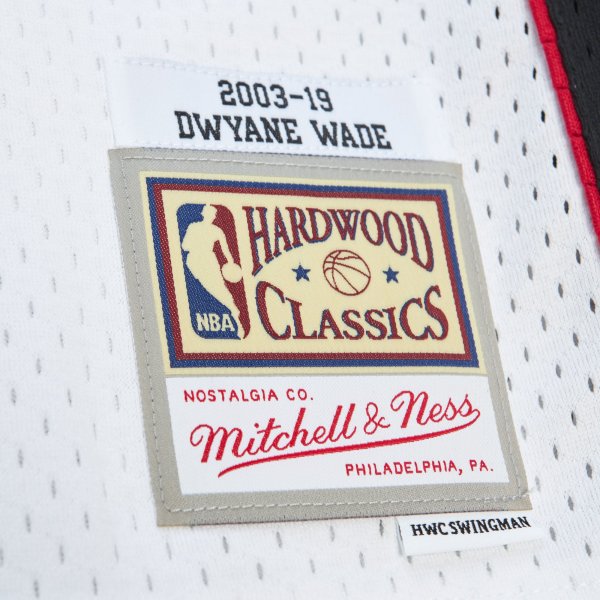 Unisex Miami Heat Dwyane Wade Mitchell & Ness White Hall of Fame Class of 2023 Throwback Swingman Jersey