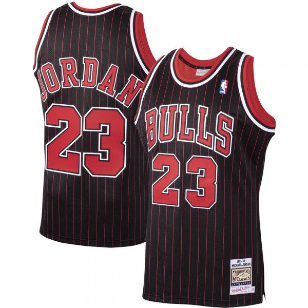 Men's Chicago Bulls Michael Jordan Mitchell & Ness Black 1995/96 Hardwood Classics Jersey